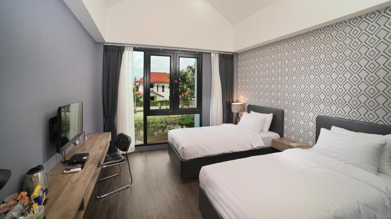 The Nichehome Waterside Living Чиангмай Экстерьер фото